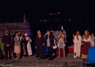 Arona, Festival Teatro sull’acqua, “Arona che vola”, con Dacia Maraini - Ph. Emilia Grisetti